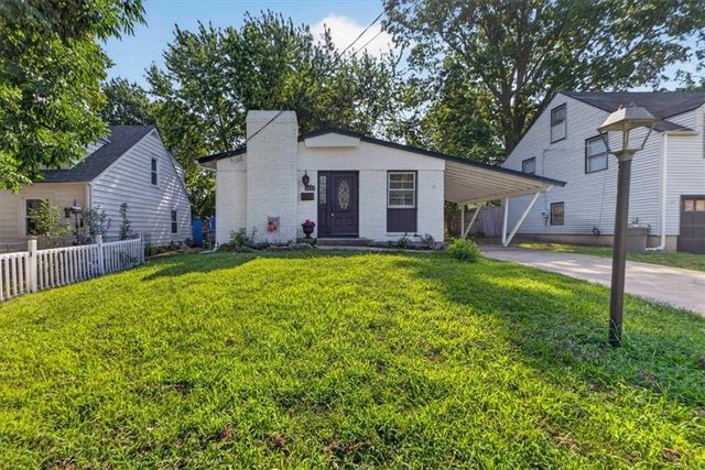 1217 S Osage Street, Independence, MO 64055