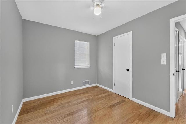 1217 S Osage Street, Independence, MO 64055