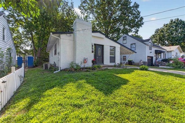 1217 S Osage Street, Independence, MO 64055