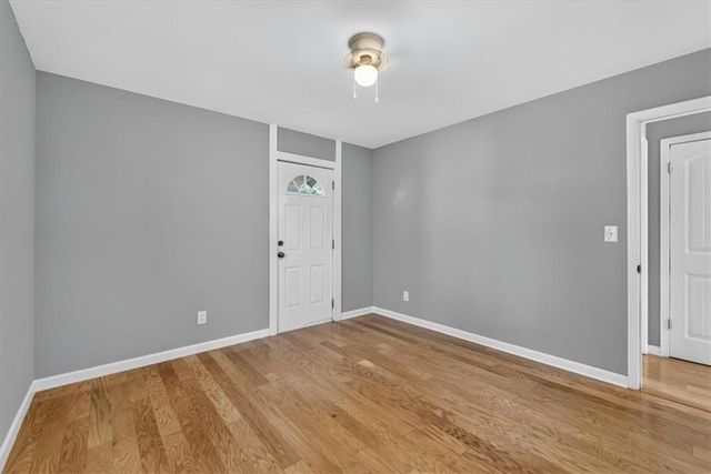 1217 S Osage Street, Independence, MO 64055