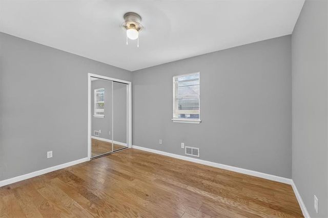 1217 S Osage Street, Independence, MO 64055