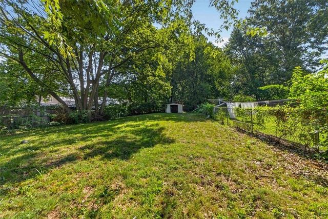 1217 S Osage Street, Independence, MO 64055