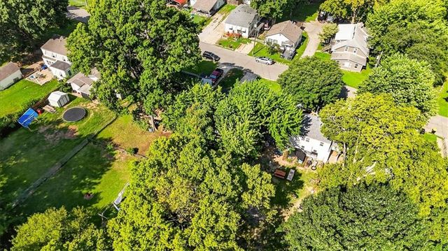 1217 S Osage Street, Independence, MO 64055