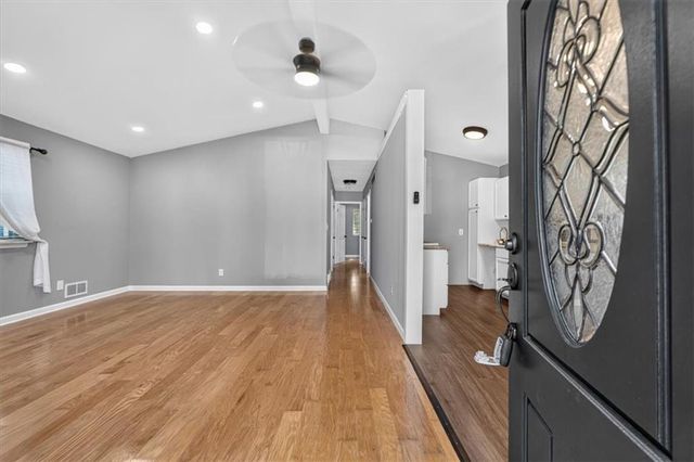 1217 S Osage Street, Independence, MO 64055