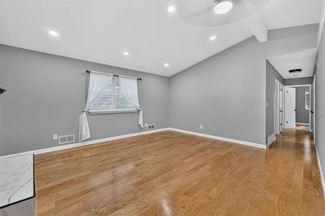1217 S Osage Street, Independence, MO 64055