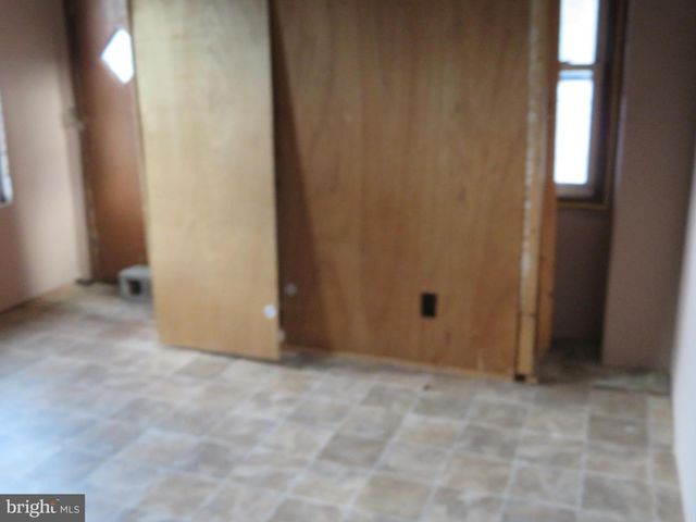 2422 E MONUMENT ST, Baltimore, MD 21205