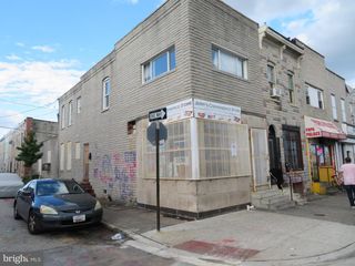 2422 E MONUMENT ST, Baltimore, MD 21205