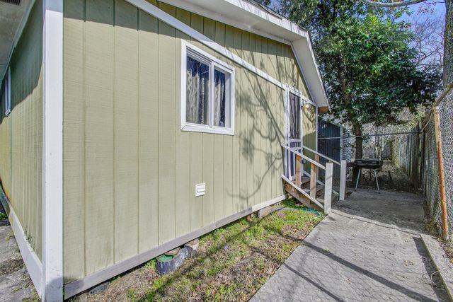 2055 Beech Avenue, North Charleston, SC 29405