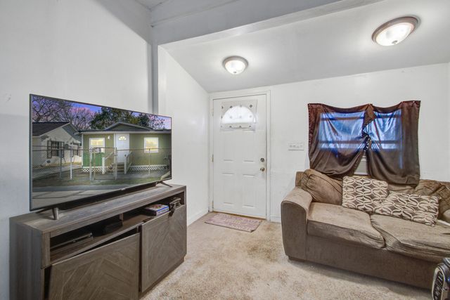 2055 Beech Avenue, North Charleston, SC 29405