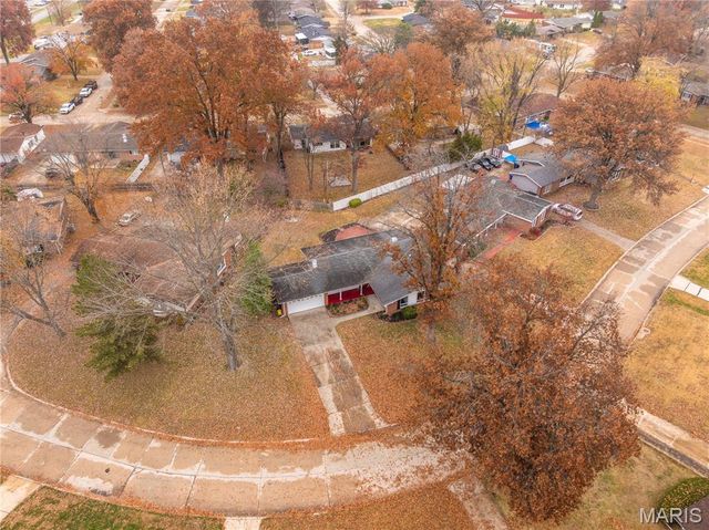3095 Harness Drive, Florissant, MO 63033