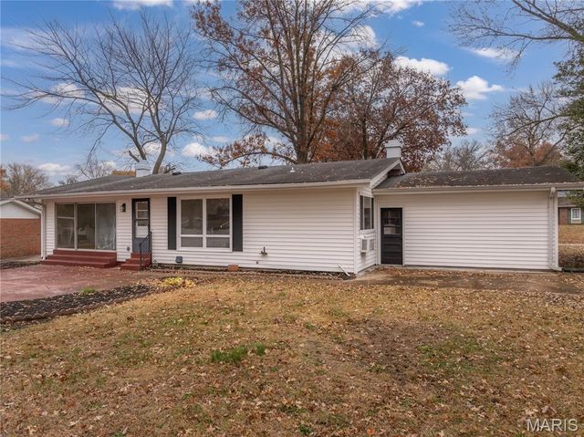 3095 Harness Drive, Florissant, MO 63033