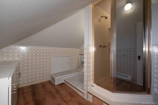 173 Sea Cliff Avenue 3, Sea Cliff, NY 11579