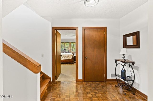 136 Columbine Road, Kingsport, TN 37660