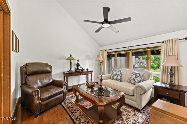 136 Columbine Road, Kingsport, TN 37660