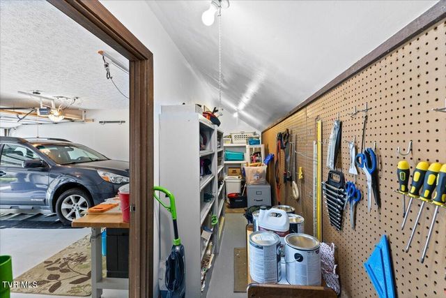 136 Columbine Road, Kingsport, TN 37660