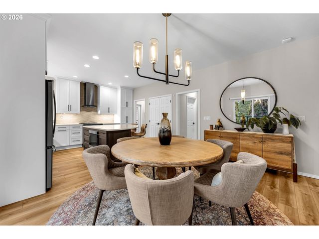 43 Se 46TH Dr, Gresham, OR 97080