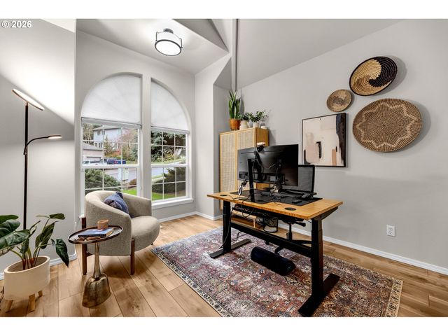 43 Se 46TH Dr, Gresham, OR 97080