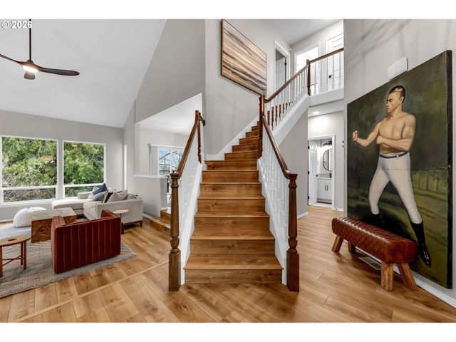 43 Se 46TH Dr, Gresham, OR 97080