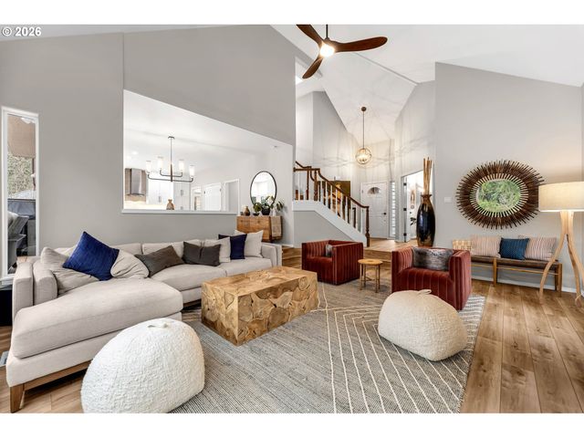 43 Se 46TH Dr, Gresham, OR 97080