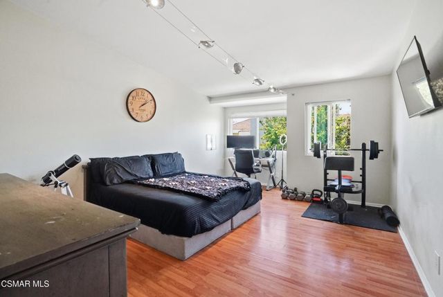 1896 Stow Street, Simi Valley, CA 93063