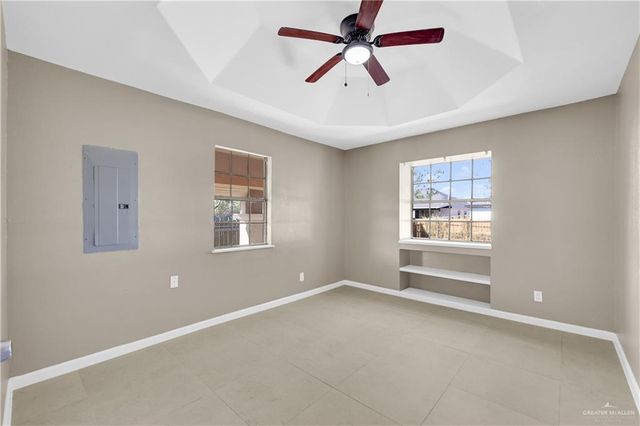 1109 W Garfield Avenue, Mission, TX 78573