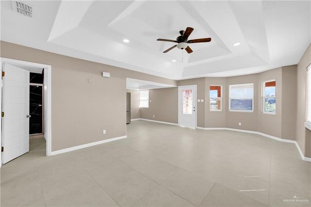 1109 W Garfield Avenue, Mission, TX 78573