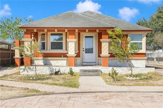 1109 W Garfield Avenue, Mission, TX 78573