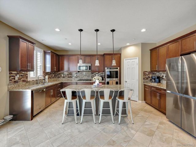 13589 Sohail, Lakeside, CA 92040