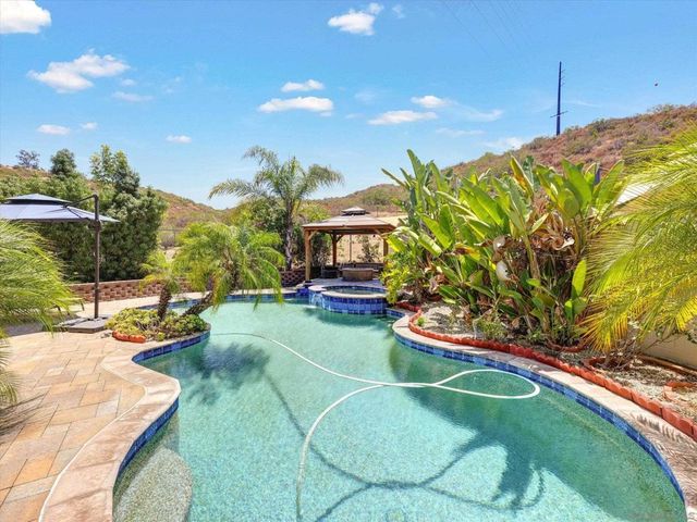13589 Sohail, Lakeside, CA 92040