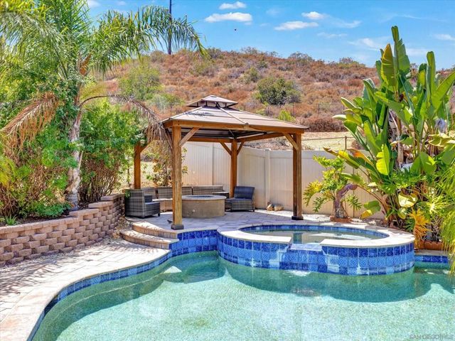 13589 Sohail, Lakeside, CA 92040