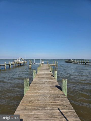 13111 E GREENBANK RD, Middle River, MD 21220