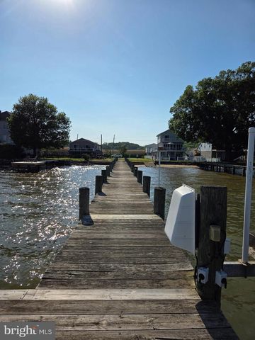 13111 E GREENBANK RD, Middle River, MD 21220