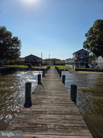 13111 E GREENBANK RD, Middle River, MD 21220