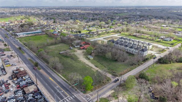 10717 Cullen Boulevard, Houston, TX 77047