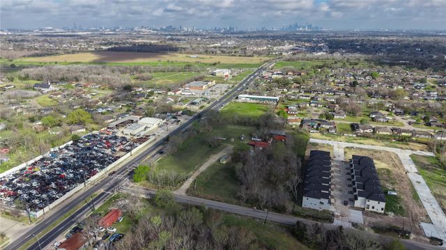 10717 Cullen Boulevard, Houston, TX 77047