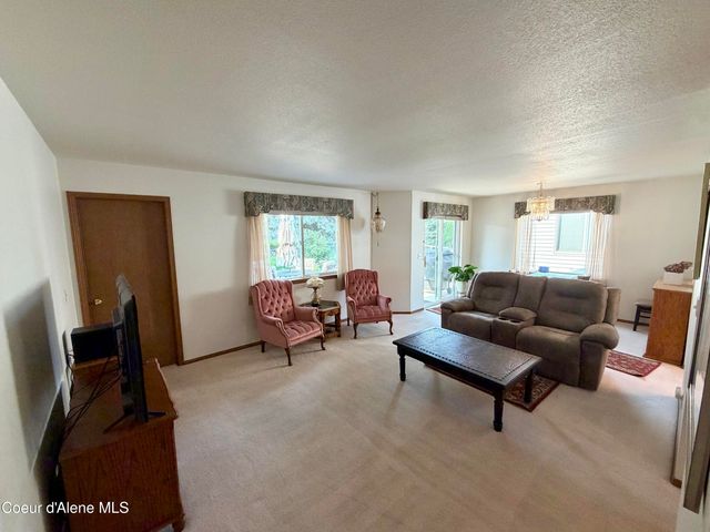 1444 W Woodlawn DR, Hayden, ID 83835