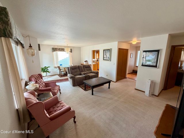 1444 W Woodlawn DR, Hayden, ID 83835