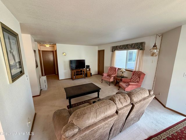 1444 W Woodlawn DR, Hayden, ID 83835