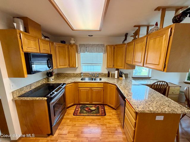 1444 W Woodlawn DR, Hayden, ID 83835