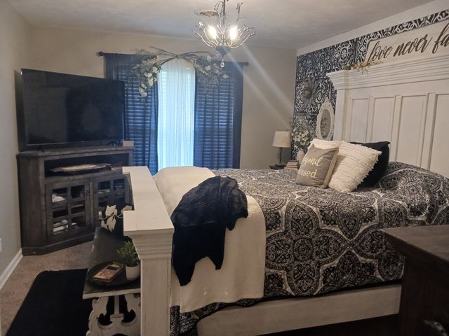 114 Laveta Ln, Camden, TN 38320