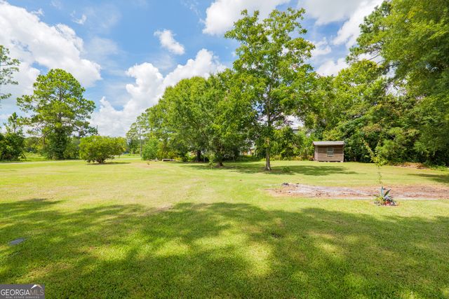 106 Nancy Avenue, Fargo, GA 31631