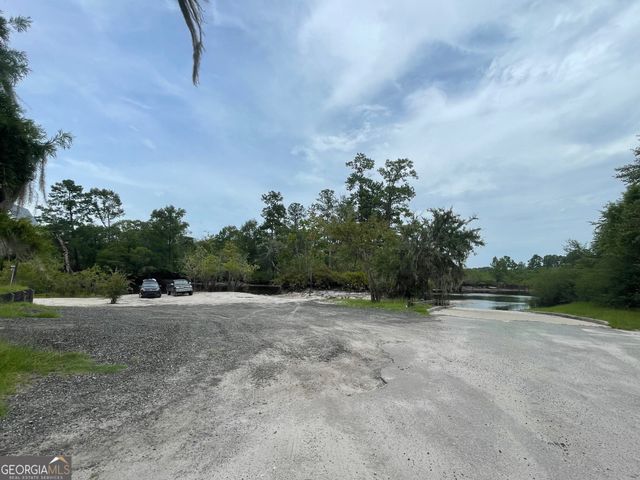 106 Nancy Avenue, Fargo, GA 31631