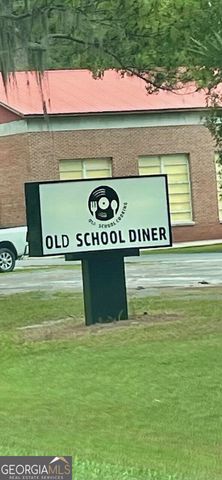 106 Nancy Avenue, Fargo, GA 31631