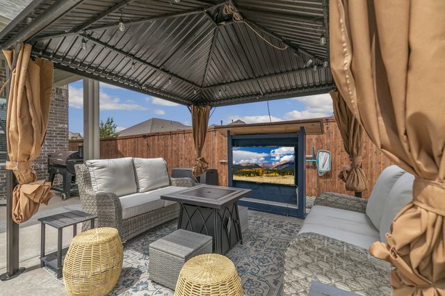 529 Warner Drive, Anna, TX 75409
