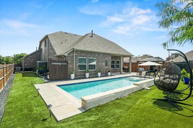 529 Warner Drive, Anna, TX 75409