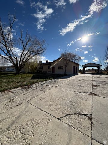 5577 W 4000 S, Hooper, UT 84315