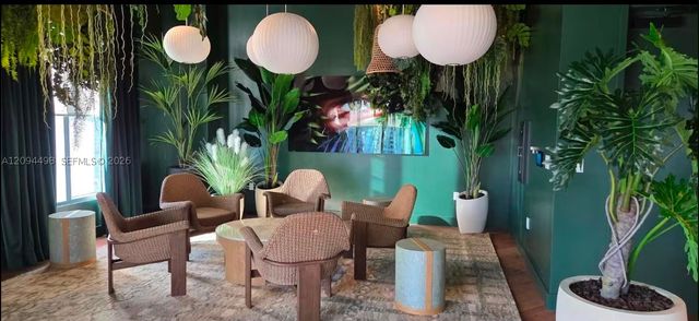 121 NE 5th St 306, Miami, FL 33132
