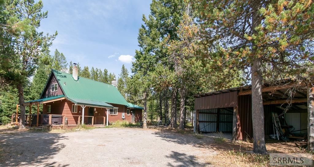 Image 1 of property listing at 3808 Moccasin Road, Island Park, ID 83429