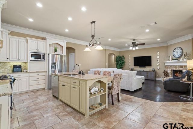 19551 Sandhill Lane, Flint, TX 75762