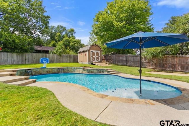 19551 Sandhill Lane, Flint, TX 75762